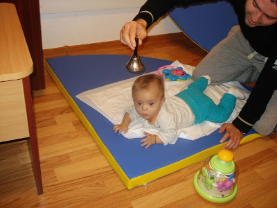 child and therapist