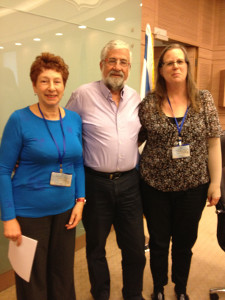 Guila Seidel, MK Amram Mitzna, Yael Weisz-Rind